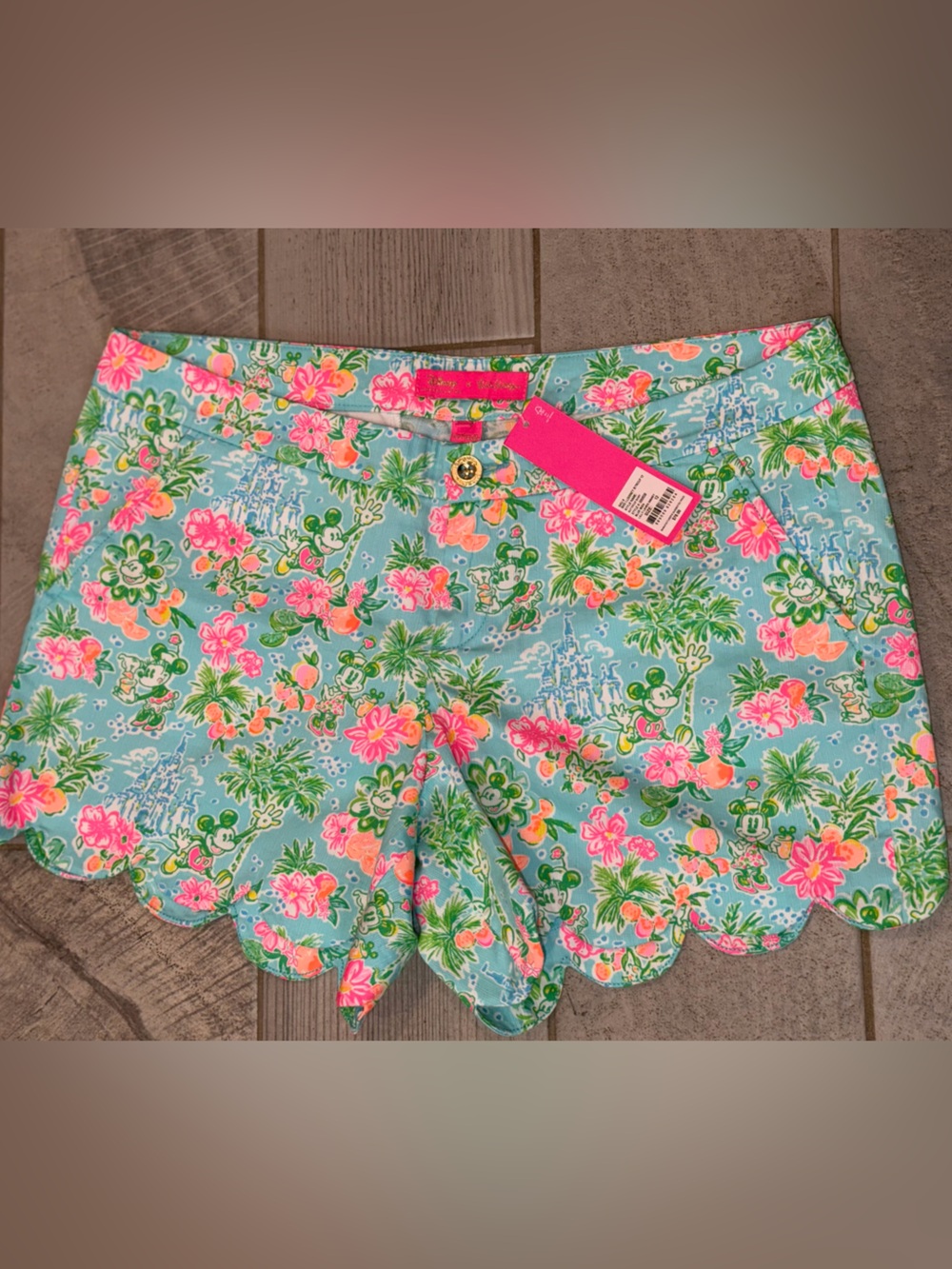 NWT Disney Parks x Lilly Pulitzer Buttercup Shorts Blue Ibiza 12